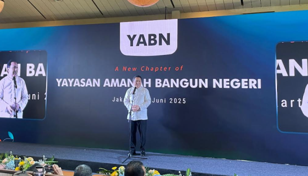 Cerita Boy Thohir Terinspirasi Bill Gates Cerita Boy Thohir Terinspirasi Bill Gates