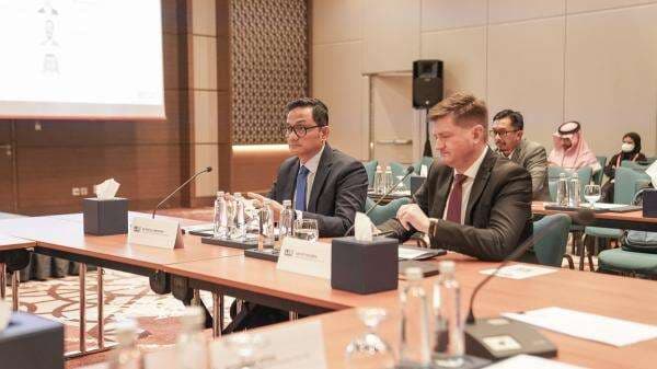 RI Perkuat Posisi Jadi Pusat Keuangan Syariah Dunia RI Perkuat Posisi Jadi Pusat Keuangan Syariah Dunia