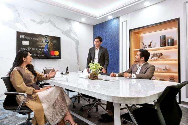 BRI Terapkan Kebijakan Baru Layanan Prioritas, FUM Minimum Rp1 Miliar BRI Terapkan Kebijakan Baru Layanan Prioritas, FUM Minimum Rp1 Miliar