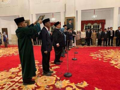 Brian Yuliarto Resmi Dilantik Jadi Mendikti Saintek, Gantikan Satryo Soemantri Brodjonegoro Brian Yuliarto Resmi Dilantik Jadi Mendikti Saintek, Gantikan Satryo Soemantri Brodjonegoro