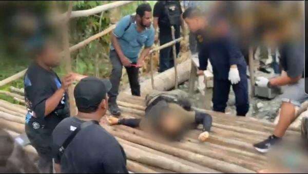 Dua Personel Brimob Gugur Ditembak KKB Pimpinan Aibon Kogoya di Nabire Dua Personel Brimob Gugur Ditembak KKB Pimpinan Aibon Kogoya di Nabire