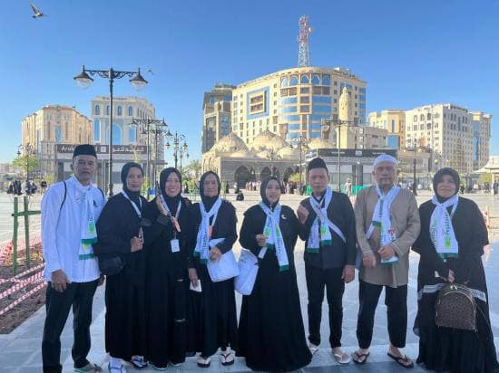 Bukan Sekadar Target, Ini tentang Penghargaan: Pegadaian Beri Umroh untuk Agen Terbaik Bukan Sekadar Target, Ini tentang Penghargaan: Pegadaian Beri Umroh untuk Agen Terbaik