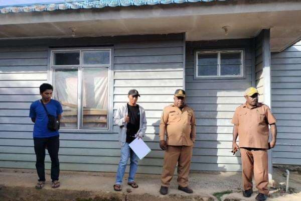 Bupati dan Wabup Lanny Jaya Fokus Perbaikan Rumah Korban Kebakaran di 100 Hari Kerja Bupati dan Wabup Lanny Jaya Fokus Perbaikan Rumah Korban Kebakaran di 100 Hari Kerja