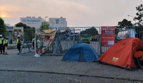29 Karyawan PT Bungasari Cilegon Dipecat Buntut Aksi Mogok Kerja 29 Karyawan PT Bungasari Cilegon Dipecat Buntut Aksi Mogok Kerja