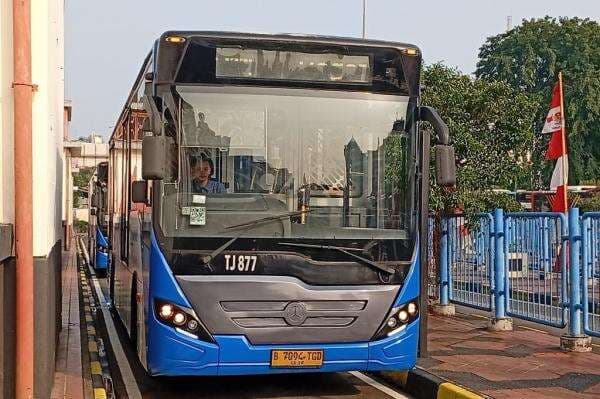 Tarif Transjabodetabek Hanya Rp3.500, Ternyata Segini Subsidi yang Digelontorkan Tarif Transjabodetabek Hanya Rp3.500, Ternyata Segini Subsidi yang Digelontorkan