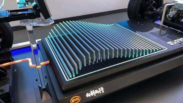 BYD Siapkan Fast Charging 1.000 kW, Dua Kali Lebih Cepat dari Tesla? BYD Siapkan Fast Charging 1.000 kW, Dua Kali Lebih Cepat dari Tesla?