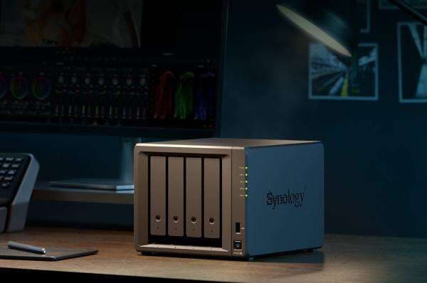 Bye-Bye Panik Data Hilang! Synology DS925+ & DX525 Jadi Benteng Digital Super Canggih! Bye-Bye Panik Data Hilang! Synology DS925+ & DX525 Jadi Benteng Digital Super Canggih!