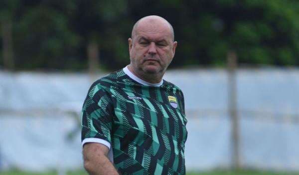 Persib Bandung Didenda AFC Rp499 Juta, Bojan Hodak: Lebih Baik untuk Korban Bencana Persib Bandung Didenda AFC Rp499 Juta, Bojan Hodak: Lebih Baik untuk Korban Bencana