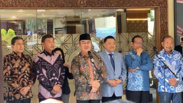 Komisi Reformasi Polri Dapat Usulan untuk Mediasi Kasus Ijazah Palsu Jokowi Komisi Reformasi Polri Dapat Usulan untuk Mediasi Kasus Ijazah Palsu Jokowi