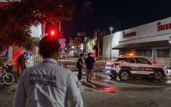 Supermarket Meledak di Meksiko Tewaskan 23 Orang, Inikah Penyebabnya? Supermarket Meledak di Meksiko Tewaskan 23 Orang, Inikah Penyebabnya?
