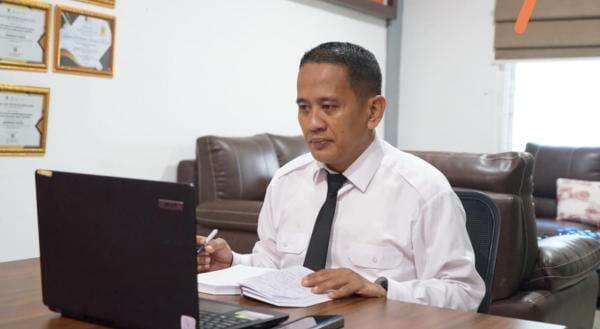 Kakanwil Kemenkum Sulbar Ikuti Pelatihan Penguatan Substansi KI Kakanwil Kemenkum Sulbar Ikuti Pelatihan Penguatan Substansi KI