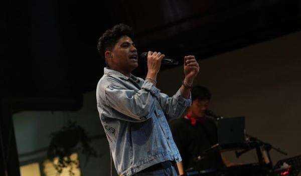 Mampir Lagi ke Bandung, Piche dan Nuca Bagikan Pengalaman Spesial di Showcase Journey of Stars Volume 23 Mampir Lagi ke Bandung, Piche dan Nuca Bagikan Pengalaman Spesial di Showcase Journey of Stars Volume 23