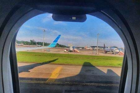 Solusi Bagi Muslim yang Sering Bepergian, Berikut Tata Cara Wudhu dan Sholat di Pesawat Solusi Bagi Muslim yang Sering Bepergian, Berikut Tata Cara Wudhu dan Sholat di Pesawat