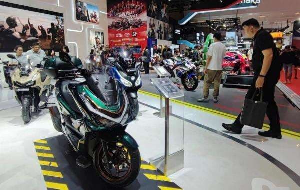 Penjualan Motor di Indonesia Oktober 2025 Naik Tipis Tembus 590 Ribu Unit Penjualan Motor di Indonesia Oktober 2025 Naik Tipis Tembus 590 Ribu Unit