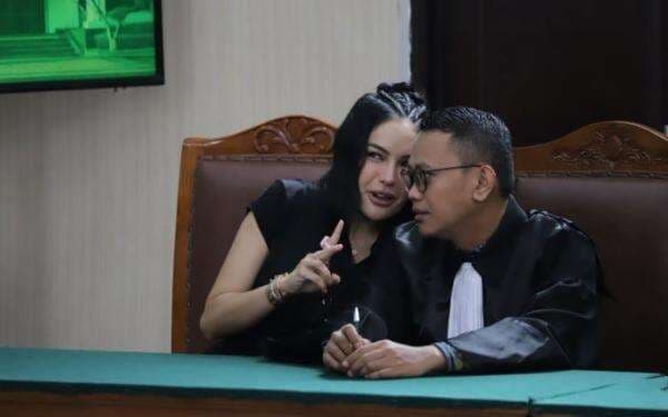 Hukuman Nikita Mirzani Diperberat Jadi 6 Tahun Penjara, Dikasih Waktu 14 Hari Kasasi Hukuman Nikita Mirzani Diperberat Jadi 6 Tahun Penjara, Dikasih Waktu 14 Hari Kasasi