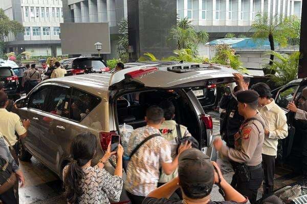 Digeledah KPK, Ditjen Pajak Tegaskan Kooperatif Siap Bantu Penyidik Digeledah KPK, Ditjen Pajak Tegaskan Kooperatif Siap Bantu Penyidik