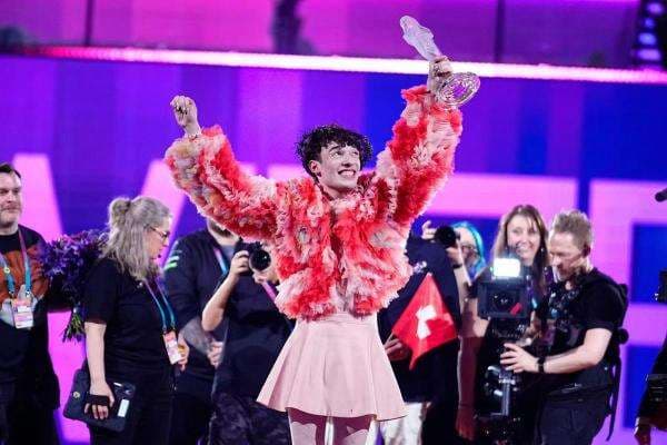 Geger! Pemenang Eurovision Nemo Kembalikan Trofi gegara Israel Join Kompetisi Geger! Pemenang Eurovision Nemo Kembalikan Trofi gegara Israel Join Kompetisi