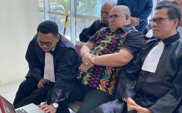 Sidang Putusan Razman Nasution soal Pencemaran Nama Baik Hotman Paris Ditunda Sidang Putusan Razman Nasution soal Pencemaran Nama Baik Hotman Paris Ditunda