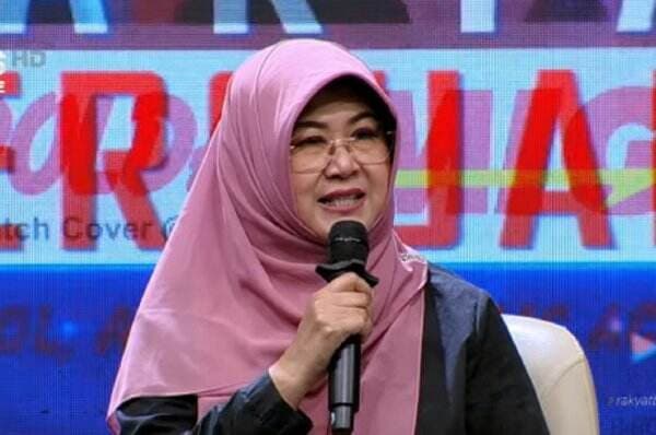 Dokter Tifa bakal Rilis Buku Jokowi's Dark Life, Bahas Masa Lalu hingga Silsilah Jokowi Dokter Tifa bakal Rilis Buku Jokowi's Dark Life, Bahas Masa Lalu hingga Silsilah Jokowi