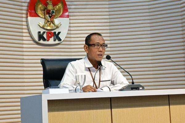 Alasan KPK Hentikan Penyelidikan Kasus Dugaan Korupsi di MBG: Tak Bisa Ada Dualisme Alasan KPK Hentikan Penyelidikan Kasus Dugaan Korupsi di MBG: Tak Bisa Ada Dualisme