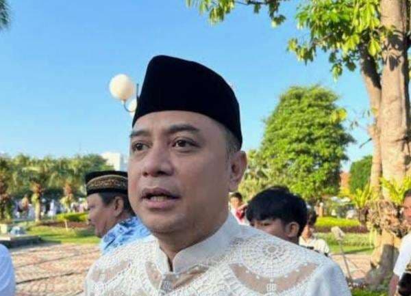 Waspada Kembali! Wali Kota Surabaya Terbitkan SE Terkait Peningkatan Kasus COVID-19 Saat Idul Adha Waspada Kembali! Wali Kota Surabaya Terbitkan SE Terkait Peningkatan Kasus COVID-19 Saat Idul Adha