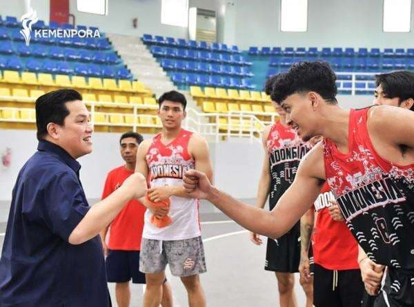 Erick Thohir Tinjau Kesiapan Kontingen Indonesia Jelang SEA Games 2025 di Thailand Erick Thohir Tinjau Kesiapan Kontingen Indonesia Jelang SEA Games 2025 di Thailand