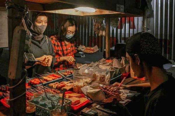 3 Tempat Kuliner Malam Hari di Gunungkidul, Paling Hits dan Instagramable 3 Tempat Kuliner Malam Hari di Gunungkidul, Paling Hits dan Instagramable