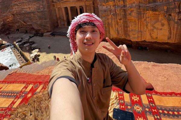 Youtuber Willie Salim Resmi Mualaf? Ini Faktanya! Youtuber Willie Salim Resmi Mualaf? Ini Faktanya!