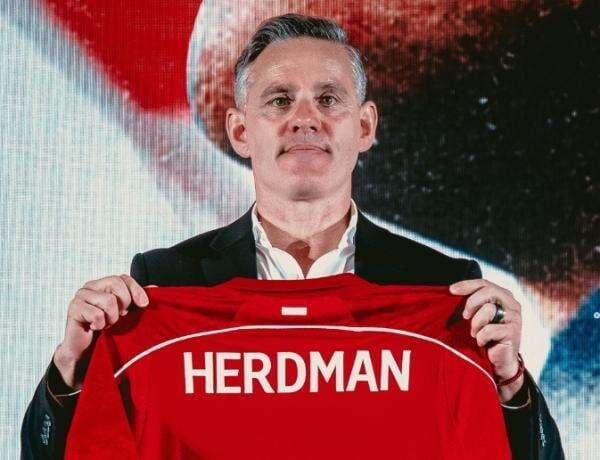Ambisi Besar John Herdman: Bawa Timnas Indonesia Ukir Sejarah di Piala Dunia 2030 Ambisi Besar John Herdman: Bawa Timnas Indonesia Ukir Sejarah di Piala Dunia 2030