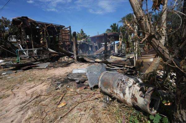 Pertempuran di Perbatasan Thailand–Kamboja Masuki Hari ke-11, Korban Tewas Bertambah Jadi 52 Orang Pertempuran di Perbatasan Thailand–Kamboja Masuki Hari ke-11, Korban Tewas Bertambah Jadi 52 Orang