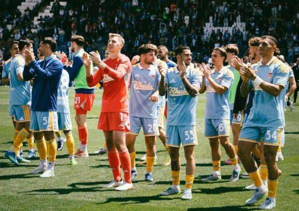 Lolos Liga Champions 2026-2027, Presiden Como 1907 Ingin Hadapi Manchester United hingga Real Madrid! Lolos Liga Champions 2026-2027, Presiden Como 1907 Ingin Hadapi Manchester United hingga Real Madrid!