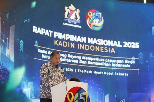 Hadiri Rapimnas Kadin 2025, Menko Airlangga Minta Dukungan Dunia Usaha untuk Program Magang Berbayar Hadiri Rapimnas Kadin 2025, Menko Airlangga Minta Dukungan Dunia Usaha untuk Program Magang Berbayar