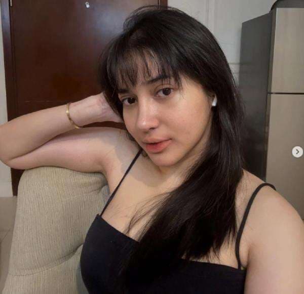 Dilan Janiyar Ubah Image Jadi 'Lebih Hot' hinggaDihujat Netizen, Ternyata Ini Alasannya Dilan Janiyar Ubah Image Jadi 'Lebih Hot' hinggaDihujat Netizen, Ternyata Ini Alasannya