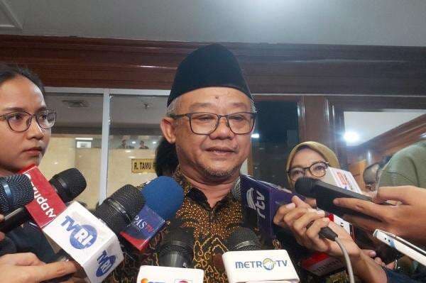 Mendikdasmen soal Pelajar Ikut Demo: Salurkan Aspirasi Tanpa Tinggalkan Sekolah Mendikdasmen soal Pelajar Ikut Demo: Salurkan Aspirasi Tanpa Tinggalkan Sekolah