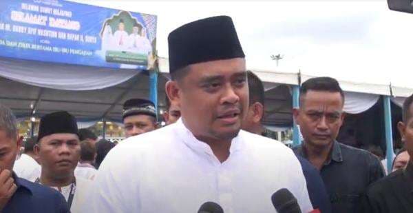 Bobby Nasution Tinjau Banjir di Kota Medan Usai Nyoblos Pilkada 2024 Bobby Nasution Tinjau Banjir di Kota Medan Usai Nyoblos Pilkada 2024
