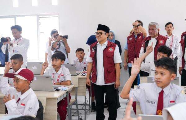 Cak Imin: Siswa Lulusan Sekolah Rakyat Harus Berdaya dan Mandiri Cak Imin: Siswa Lulusan Sekolah Rakyat Harus Berdaya dan Mandiri