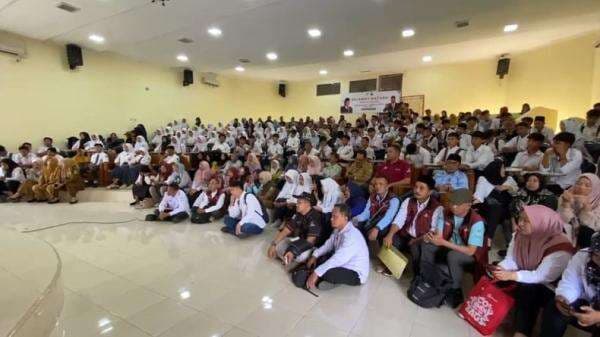 100 Calon Siswa SRMA 34 Lebak Ikuti Pengenalan Sekolah dan Tes Kesehatan 100 Calon Siswa SRMA 34 Lebak Ikuti Pengenalan Sekolah dan Tes Kesehatan