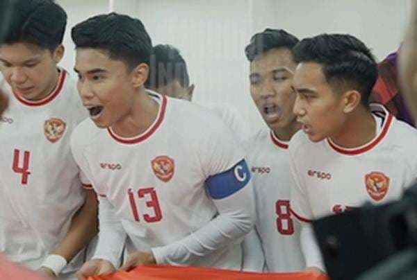 Carlos Pena Ikut Sedih Timnas Indonesia Kalah dari Filipina hingga Gagal Tembus Semifinal Piala AFF 2024 Carlos Pena Ikut Sedih Timnas Indonesia Kalah dari Filipina hingga Gagal Tembus Semifinal Piala AFF 2024