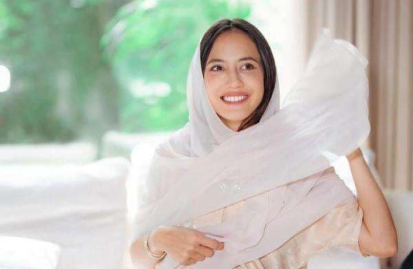 Deretan Artis Cantik yang Menikah dengan Anak Konglomerat, Nomor 4 Pengantin Baru Deretan Artis Cantik yang Menikah dengan Anak Konglomerat, Nomor 4 Pengantin Baru