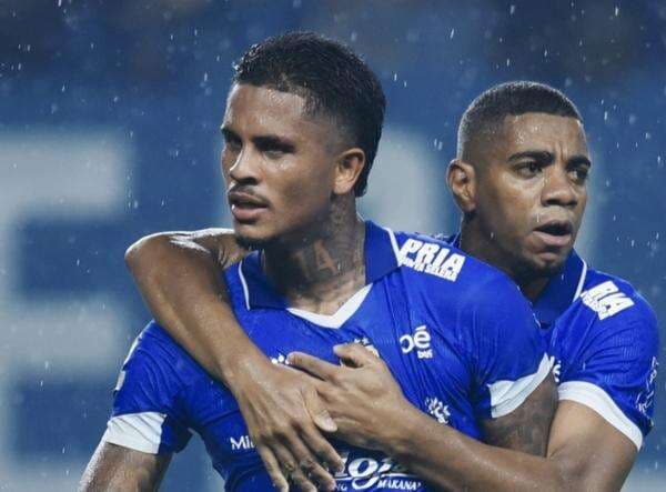 Hasil Persib Bandung vs Borneo FC di Super League 2025-2026: Maung Bandung Menang Dramatis 3-1 Hasil Persib Bandung vs Borneo FC di Super League 2025-2026: Maung Bandung Menang Dramatis 3-1