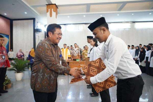 Bupati LAZ Nilai Kinerja ASN Bukan Berdasarkan Status Bupati LAZ Nilai Kinerja ASN Bukan Berdasarkan Status