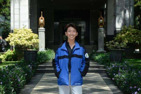 Cerita Raka, Wisudawan Terbaik UB 2025 dan Lulus Cum Laude Berkat Cinta Lingkungan Cerita Raka, Wisudawan Terbaik UB 2025 dan Lulus Cum Laude Berkat Cinta Lingkungan