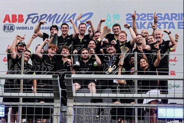 Cetak Kemenangan Bersejarah di Formula E Jakarta 2025, Dan Ticktum: Sulit Berkata-kata! Cetak Kemenangan Bersejarah di Formula E Jakarta 2025, Dan Ticktum: Sulit Berkata-kata!