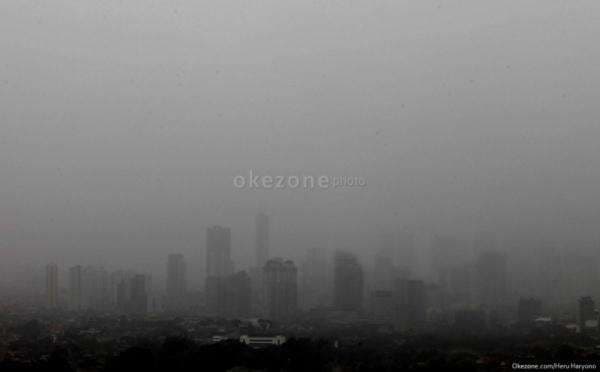 Prakiraan Cuaca Jabodetabek di Akhir Pekan: Waspada Hujan Lebat Disertai Petir Prakiraan Cuaca Jabodetabek di Akhir Pekan: Waspada Hujan Lebat Disertai Petir