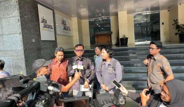 Polisi Periksa Ketum YLBHI Terkait Kasus Penyiraman Andrie Yunus Polisi Periksa Ketum YLBHI Terkait Kasus Penyiraman Andrie Yunus