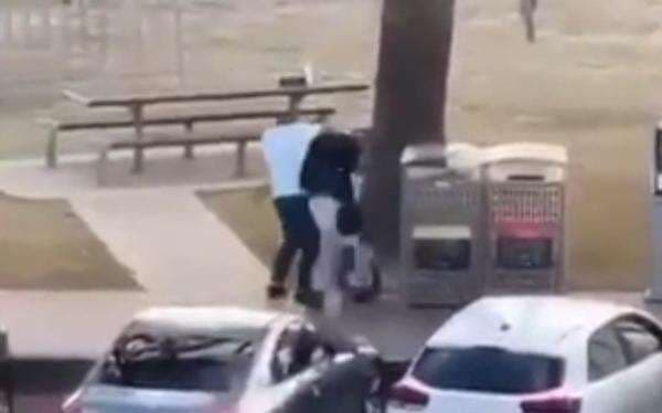 Menegangkan, Detik-Detik Pria Muslim Lawan Pelaku Penembakan Komunitas Yahudi di Australia Menegangkan, Detik-Detik Pria Muslim Lawan Pelaku Penembakan Komunitas Yahudi di Australia