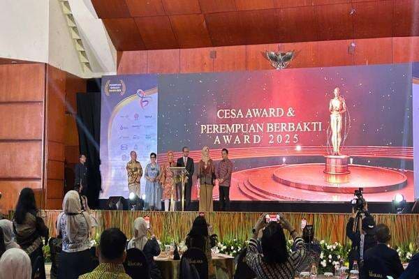 CFCD Gelar Dua Ajang Penghargaan, Apresiasi Perempuan Berprestasi CFCD Gelar Dua Ajang Penghargaan, Apresiasi Perempuan Berprestasi