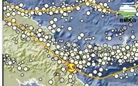 Pusat Gempa Terkini 2 Menit yang Lalu Guncang Merauke, Magnitudo 6,9! Pusat Gempa Terkini 2 Menit yang Lalu Guncang Merauke, Magnitudo 6,9!
