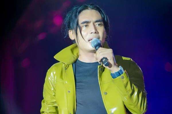 Charly Van Houten Izinkan Semua Orang Nyanyikan Lagunya, Tak Perlu Bayar Royalti Charly Van Houten Izinkan Semua Orang Nyanyikan Lagunya, Tak Perlu Bayar Royalti