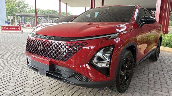 Chery C5 dan E5 Lepas Nama Omoda, Kenapa Emblemnya Tak Dihapus? Chery C5 dan E5 Lepas Nama Omoda, Kenapa Emblemnya Tak Dihapus?